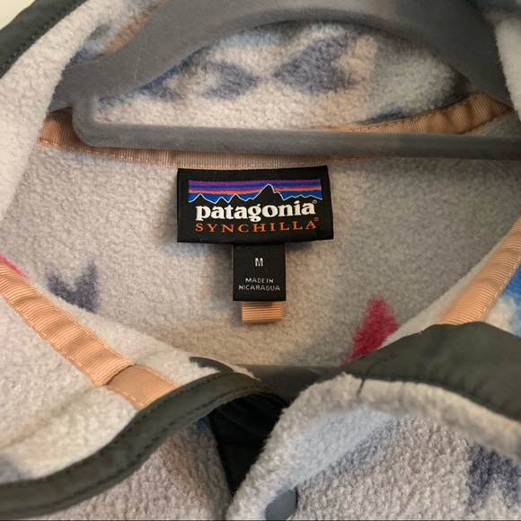 Patagonia Grey pattern Medium Synchilla NWOT - Picture 4 of 7